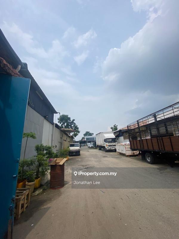 Kilang Teres untuk Dijual di Taman Perindustrian Puchong Utama, Puchong oleh Jonathan Lee - iProperty.com.my