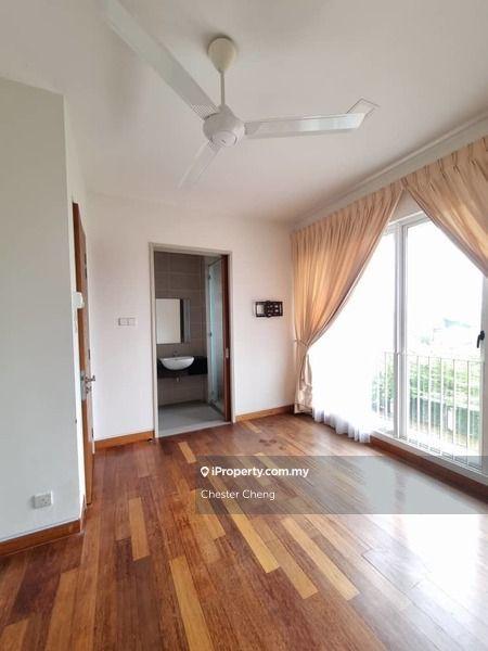 Rumah Berangkai 3 Tingkat untuk Dijual di Glenmarie, Selangor oleh Chester Cheng - iProperty.com.my