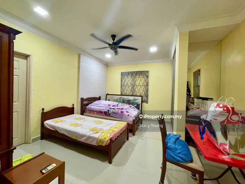 Rumah Berkembar untuk Dijual di Taman Bukit Prima, Cheras oleh Stacy Young - iProperty.com.my