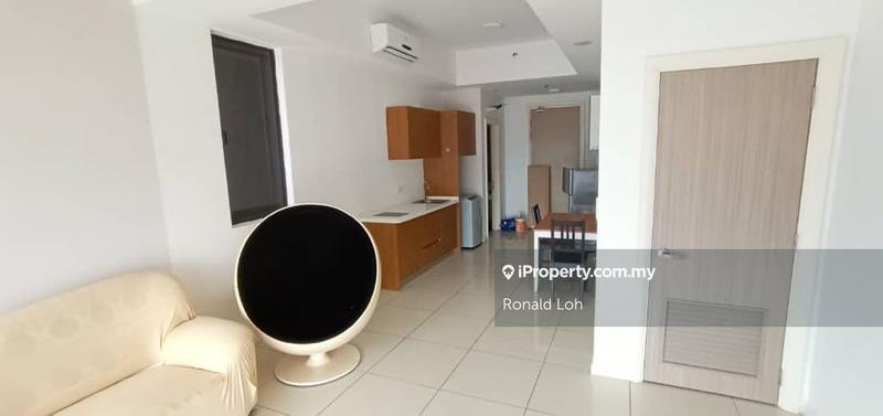 For Sale - Icon Residenz 1 @ Icon City