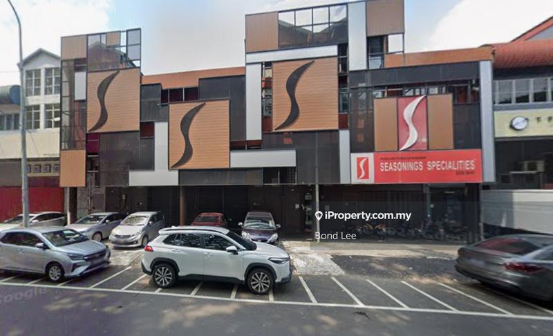 For Rent - Kepong Sri Edaran 1.5Storey Factory For Rent MWE KIP Tago