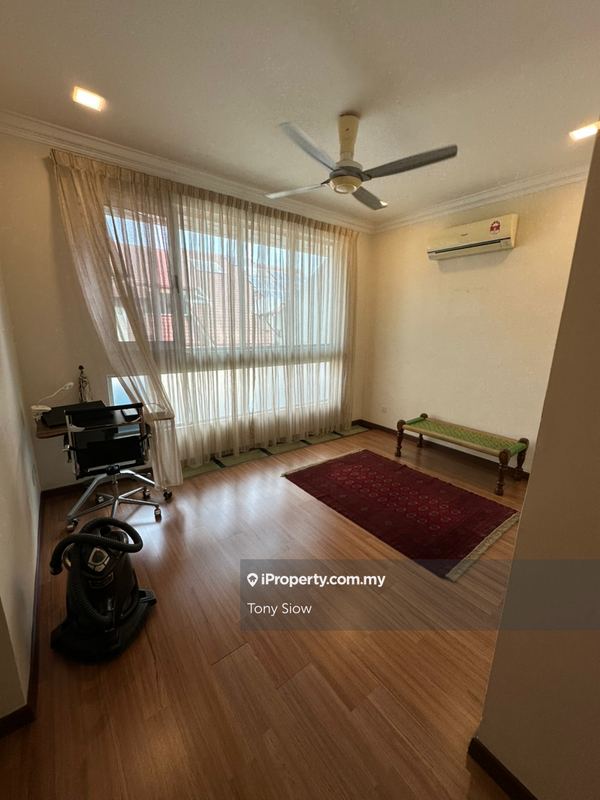2.5-storey Terraced House for Sale in USJ Heights, Subang Jaya by Tony Siow - iProperty.com.my