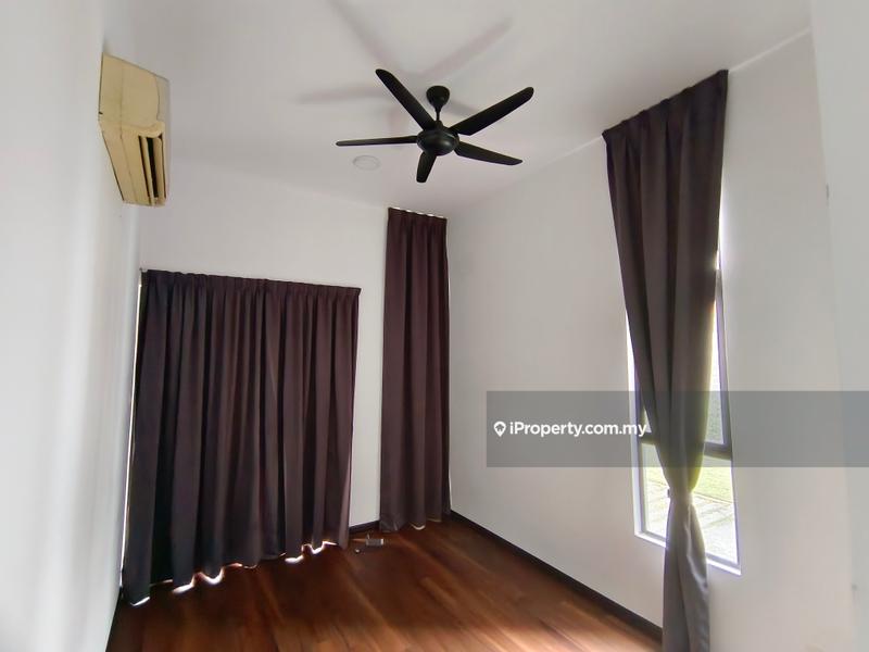 Bungalow House for Sale in Taman Overseas Union (Taman Oug), Jalan Klang Lama (Old Klang Road) by BoBo Lee - iProperty.com.my