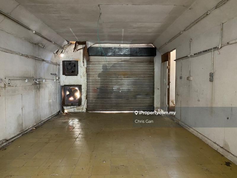Kilang Teres untuk Dijual di Bandar Indera Mahkota, Kuantan oleh Chris Gan - iProperty.com.my