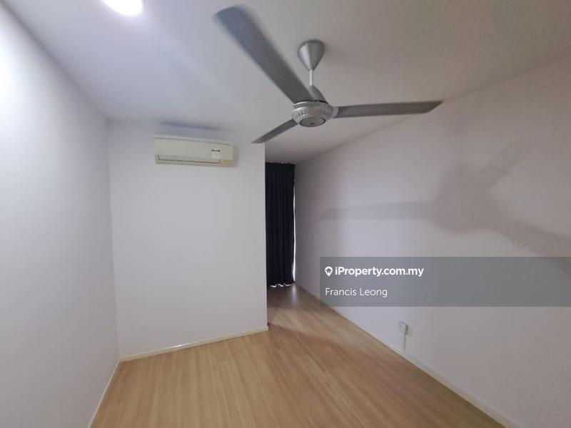 Rumah Berangkai 3 Tingkat untuk Dijual di myj42, Seri Kembangan oleh Francis Leong - iProperty.com.my