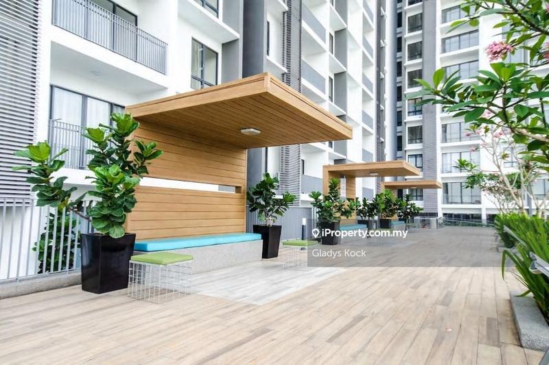 Service Residence for Sale in Woodsbury Suites by Gladys Kock - iProperty.com.my