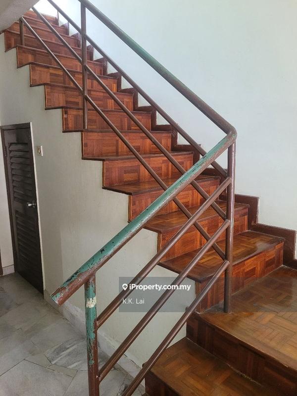 Rumah Teres 1.5-Tingkat untuk Dijual di Bandar Kinrara Seksyen 2, Bandar Kinrara oleh K.K. Lai - iProperty.com.my
