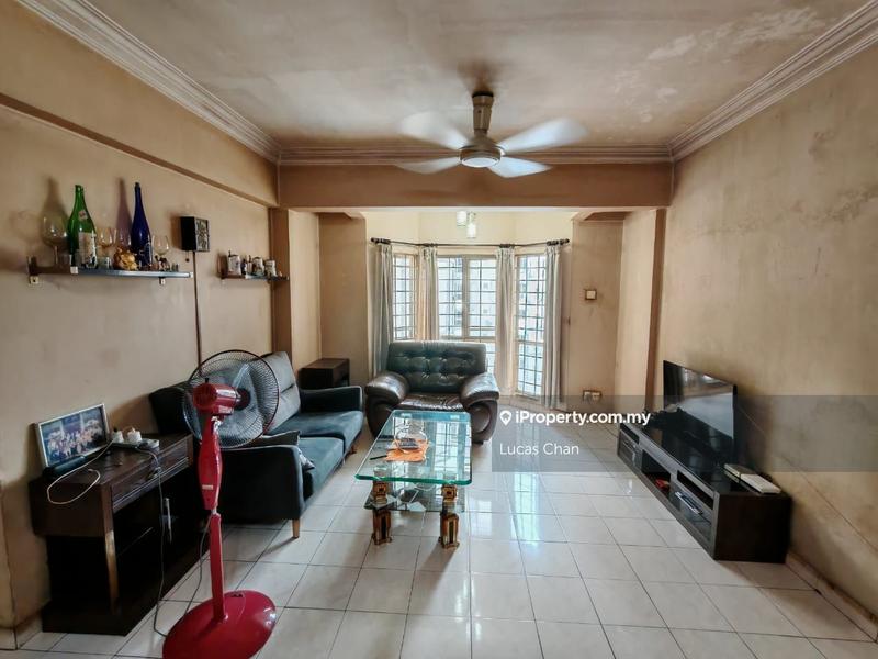 For Sale - Avant Court