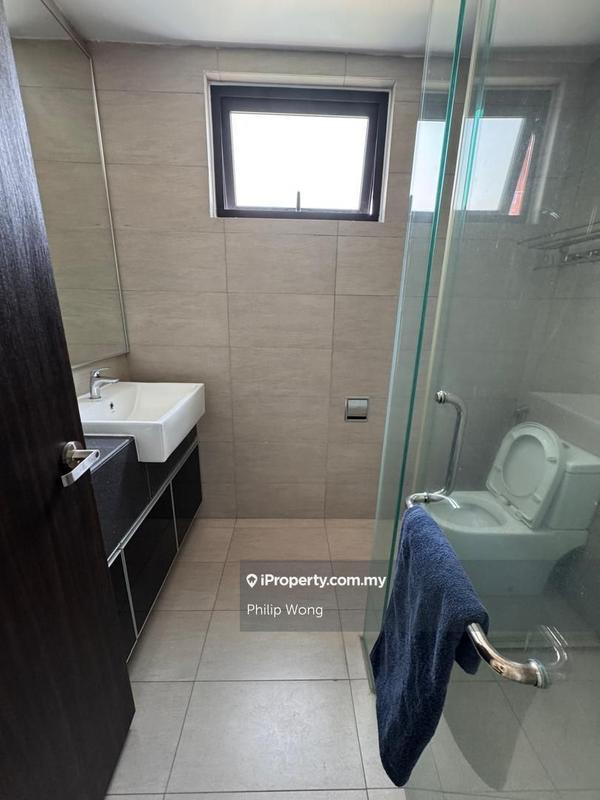 Townhouse for Sale in Taman Jinma, Seri Kembangan by Philip Wong - iProperty.com.my