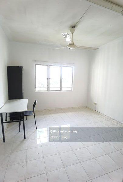 Condominium for Sale in Menara Alpha by Alexson Kung - iProperty.com.my