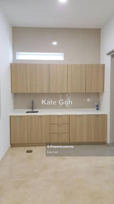 Bungalow House for Sale in Lakefront Villa, Cyberjaya by Kate Goh - iProperty.com.my