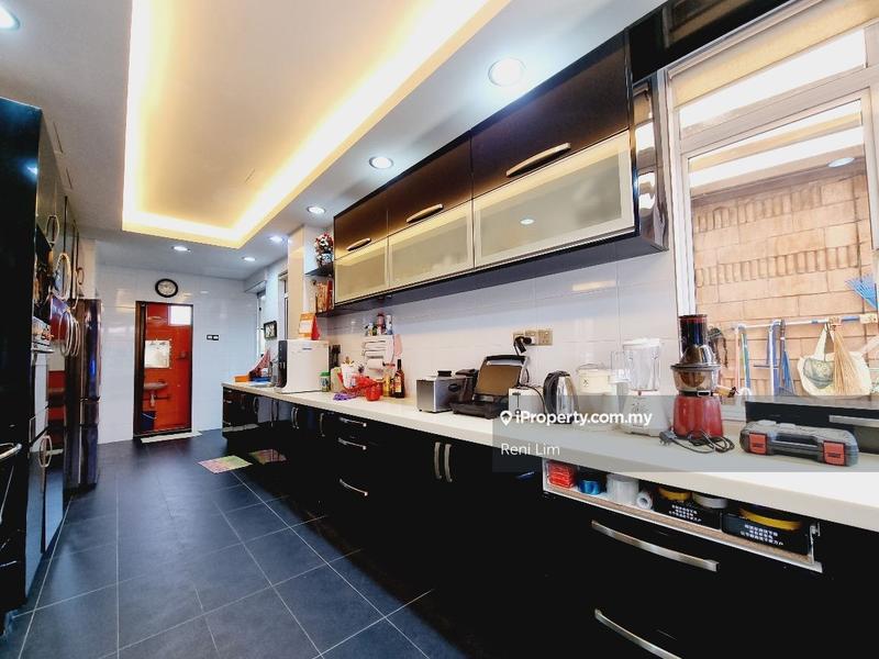 Bungalow House for Sale in Damansara Lagenda, Legenda, Ara Damansara by Reni Lim - iProperty.com.my