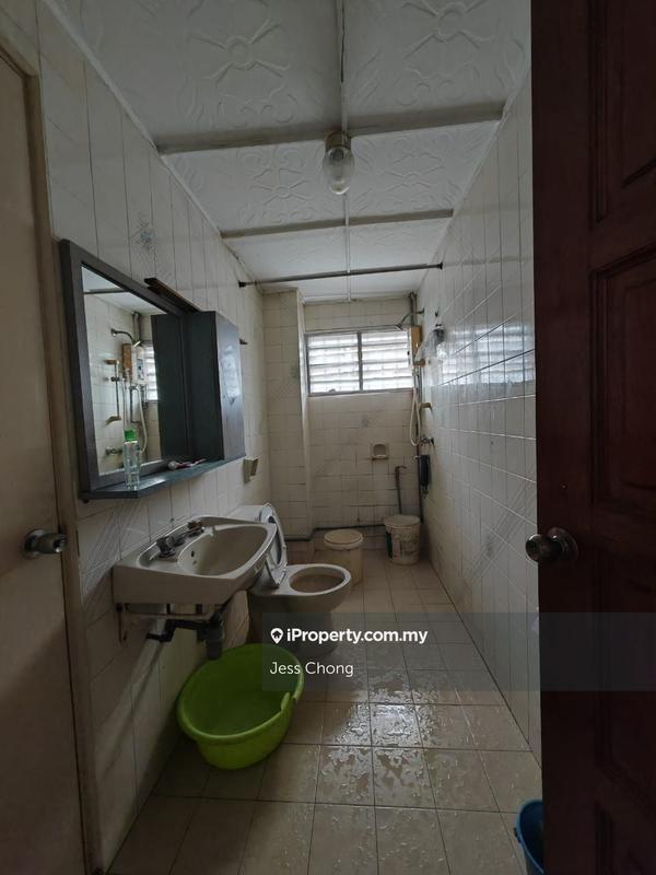 Semi-Detached House for Sale in Taman Tun Dr. Ismail, Kuala Lumpur by Jess Chong - iProperty.com.my