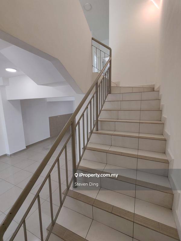 Rumah Teres 2-Tingkat untuk Dijual di Setia Indah, Setia Alam oleh Steven Ding - iProperty.com.my