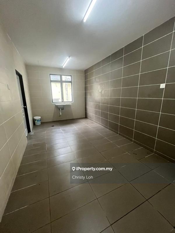 Rumah Teres 2-Tingkat untuk Dijual di Jalan Nada Alam, Mantin oleh Christy Loh - iProperty.com.my