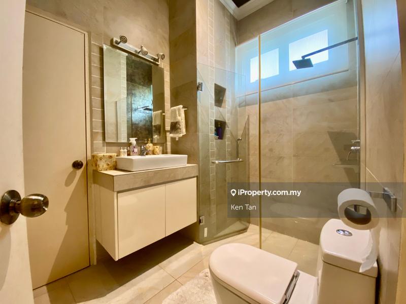 Bungalow House for Sale in Mutiara Damansara, Selangor by Ken Tan - iProperty.com.my