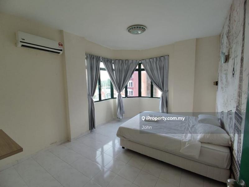 For Sale - Kondo Istana