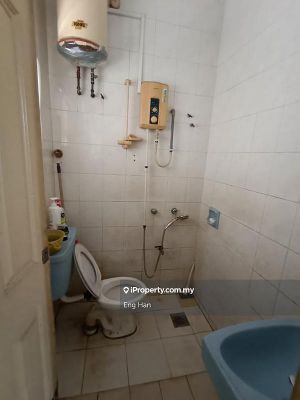 1-storey Terraced House for Sale in Taman Overseas Union (Taman Oug), Jalan Klang Lama (Old Klang Road) by Eng Han - iProperty.com.my