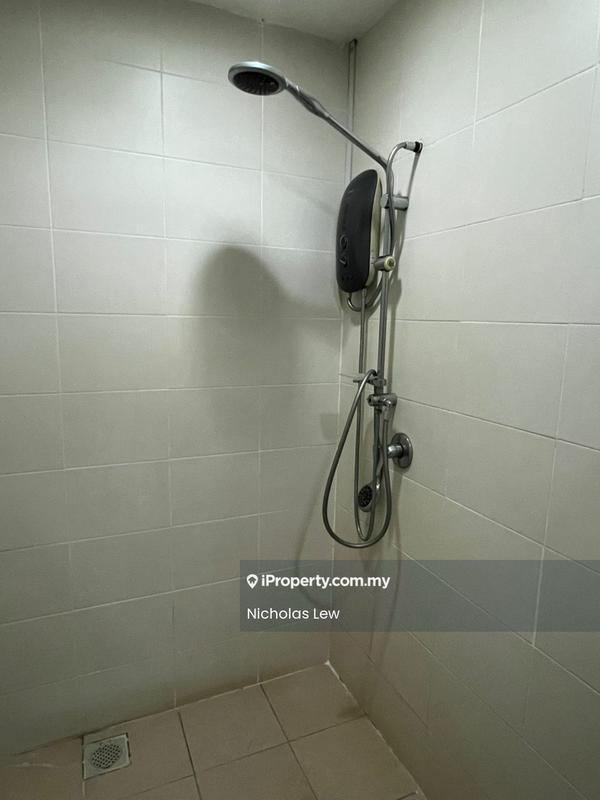 Condominium for Rent in Bayan Villa, Seri Kembangan by NK Lew - Bathroom - iProperty.com.my