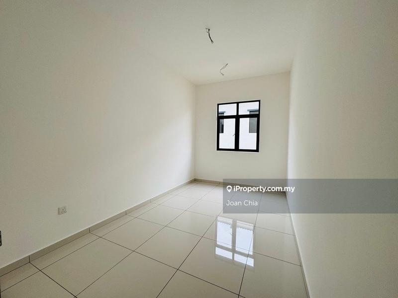Rumah Teres 2-Tingkat untuk Dijual di Austin Crest, Johor Bahru oleh Joan Chia - iProperty.com.my