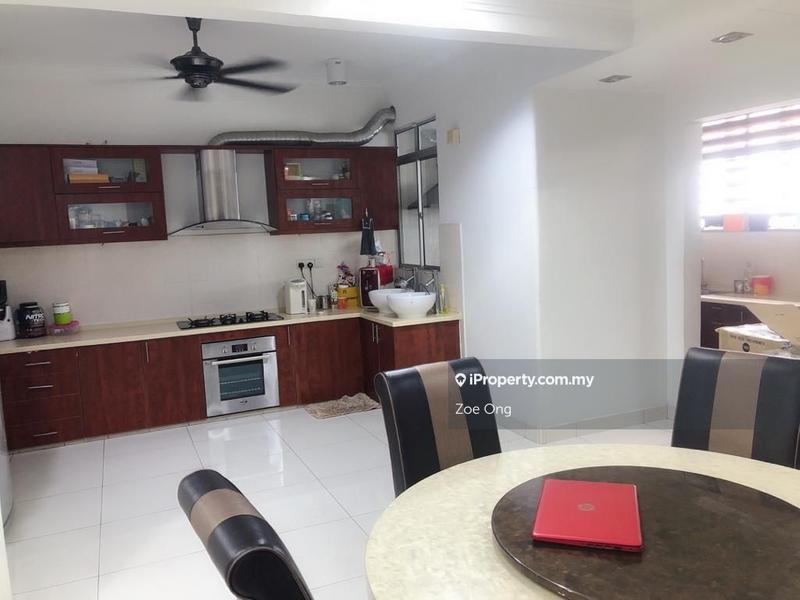 Rumah Teres 2-Tingkat untuk Dijual di Seri Utama Damansara, Kota Damansara oleh Zoe Ong - iProperty.com.my