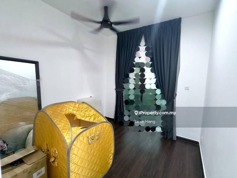 Rumah Teres untuk Dijual di Setia Utama, Setia Alam oleh Loke Heng - iProperty.com.my