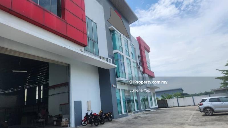 Kilang Terpisah untuk Dijual di Banting, Banting oleh Eugene Yap - iProperty.com.my
