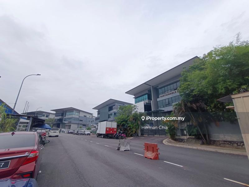 Kilang Berkembar untuk Dijual di Bandar Teknologi Kajang, Kajang oleh Herman Chia - iProperty.com.my