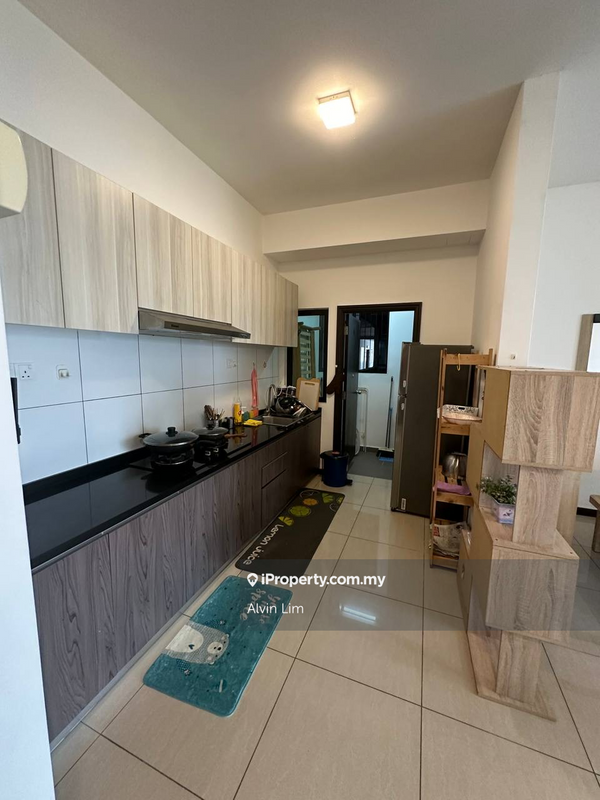 For Rent - Molek Regency