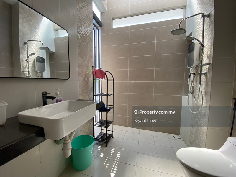 Rumah Berangkai 2 Tingkat untuk Disewa di Country Villa Corner MITC Vista, Ayer Keroh oleh Bryant Liow - iProperty.com.my