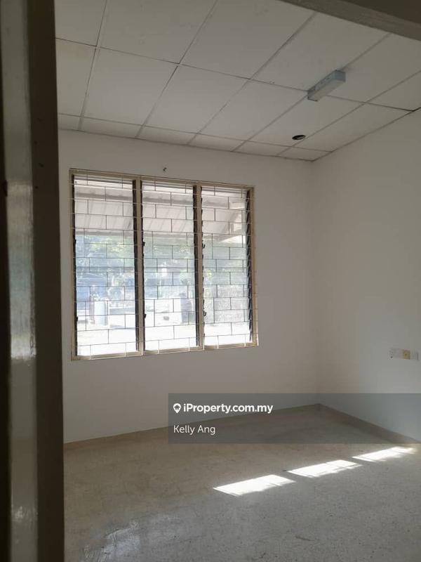 Bungalow House for Sale in Lorong Maran, Titiwangsa by Kelly Ang - iProperty.com.my