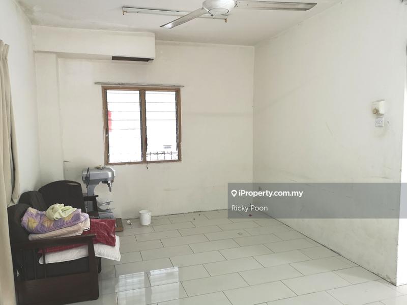 Semi-Detached House for Sale in Kota Perdana, Seri Kembangan by Ricky Poon - iProperty.com.my