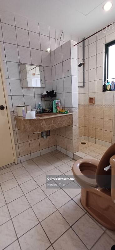 Condominium for Sale in Li Villas by Margaret Than - iProperty.com.my