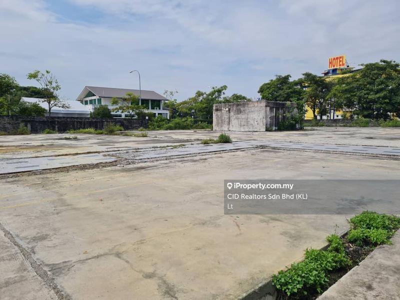 For Sale - Commercial Land For Sale in Puchong, Bandar Puteri Puchong.