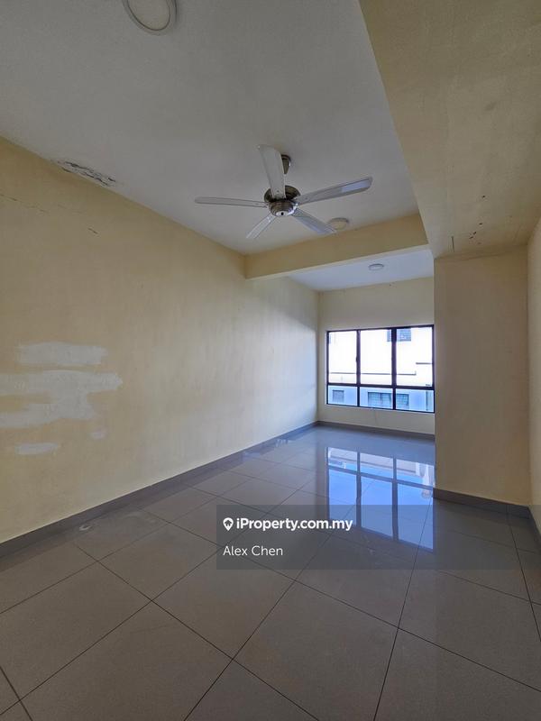 3-storey Terraced House for Sale in Sungai Long, Bandar Sungai Long by Alex Chen - iProperty.com.my