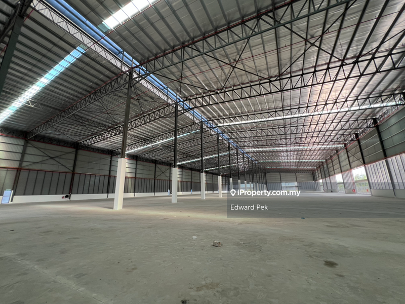 Kilang Terpisah untuk Dijual di Bandar Baru Enstek, Bandar Enstek oleh Edward Pek - iProperty.com.my