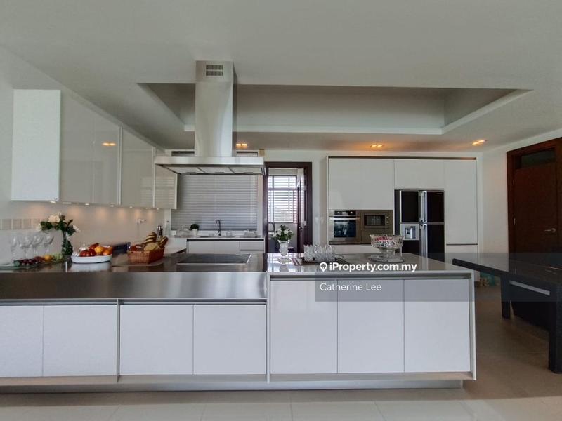 Condominium for Sale in Infinity Beachfront Condominium by Catherine Lee - iProperty.com.my