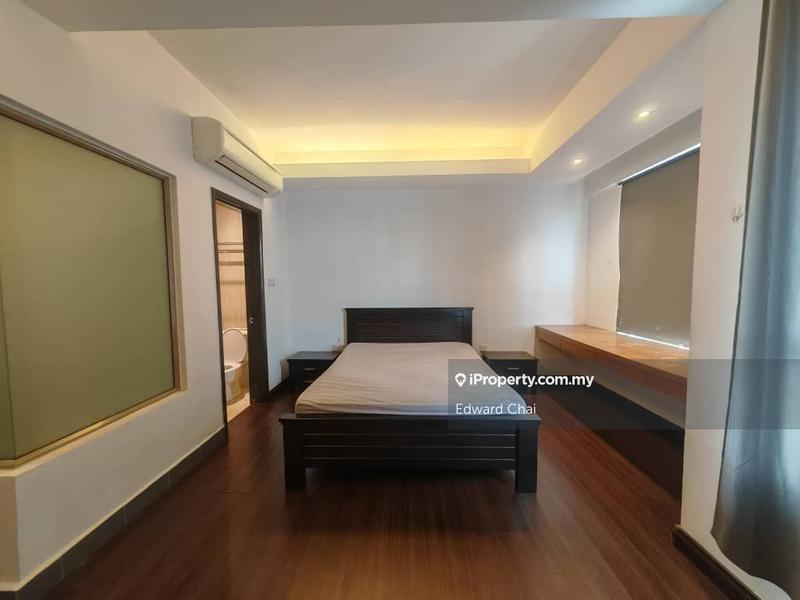 For Rent - Ritze Perdana 1