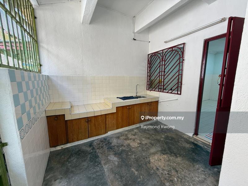 2-storey Terraced House for Sale in Taman Universiti Indah, Seri Kembangan by Raymond Kwong - iProperty.com.my