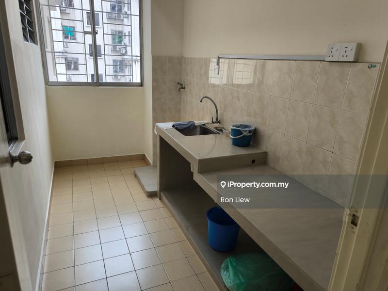 Apartment for Sale in Gembira Park by Ron Liew - Kitchen - iProperty.com.my