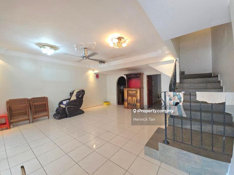 Rumah Teres 2-Tingkat untuk Dijual di Taman Puncak Kinrara, Bandar Kinrara oleh Henrick Tan - iProperty.com.my