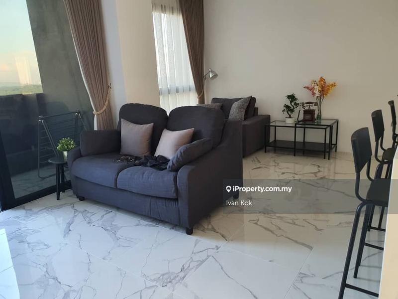 For Sale - Lumi Tropicana, Tropicana