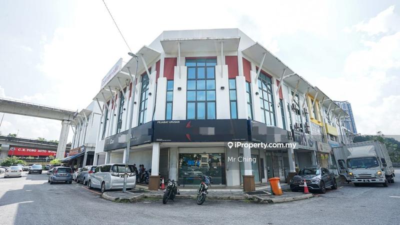 For Rent - Corner Ground Shop 40x75 Most Busiest Road Kenari Puchong Jaya