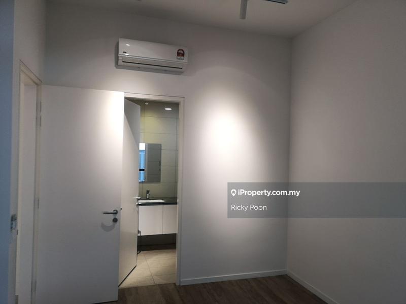 Service Residence for Sale in The Park Sky Residence by Ricky Poon - iProperty.com.my
