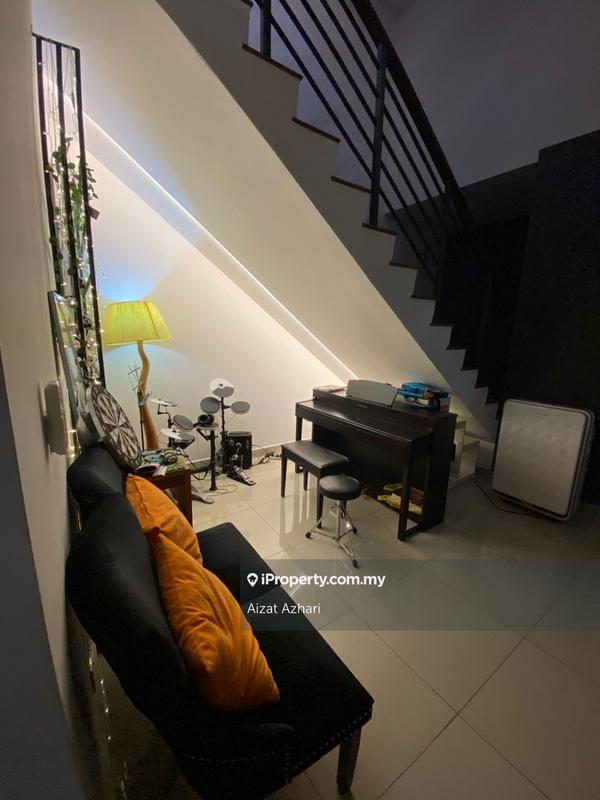 Rumah Berkembar untuk Dijual di Semi D Jacaranda, Garden Residence Cyberjaya, Cyberjaya oleh Aizat Azhari - iProperty.com.my