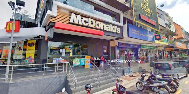 For Sale - 3 SRTY INTER SHOP AT TAMAN TUN DR ISMAIL, ROI ABOVE 4%, GOOD FRONTAGE, PRIME AREA, TTDI