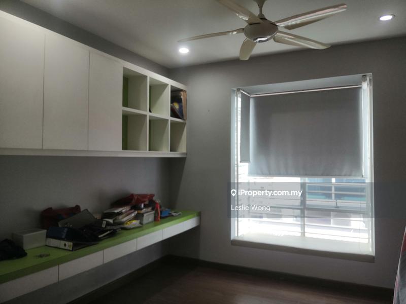Rumah Berkembar untuk Dijual di Bukit Rahman Putra, Sungai Buloh oleh Leslie Wong - iProperty.com.my