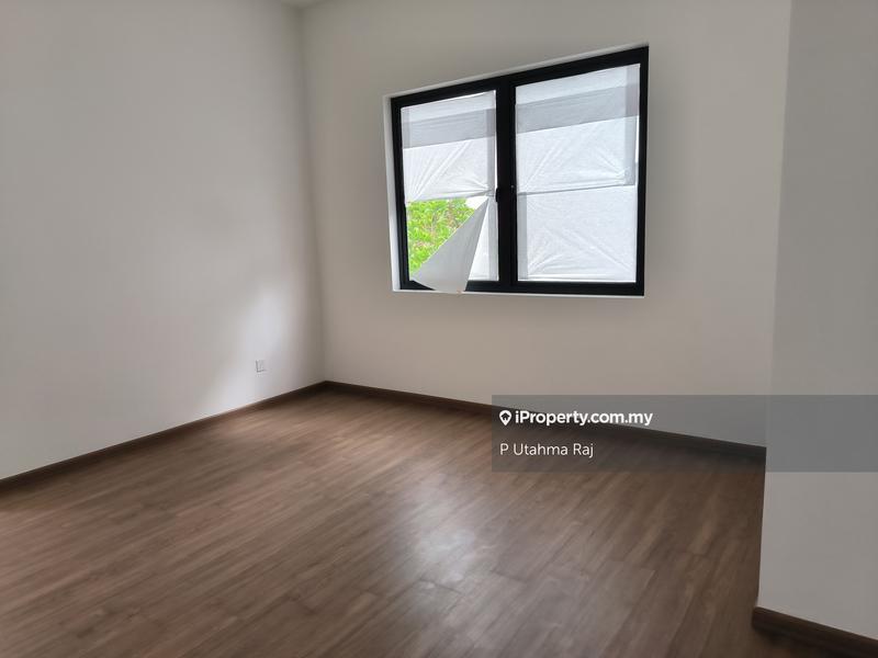 3-storey Terraced House for Sale in Telok Panglima Garang, Selangor by P Utahma Raj - iProperty.com.my