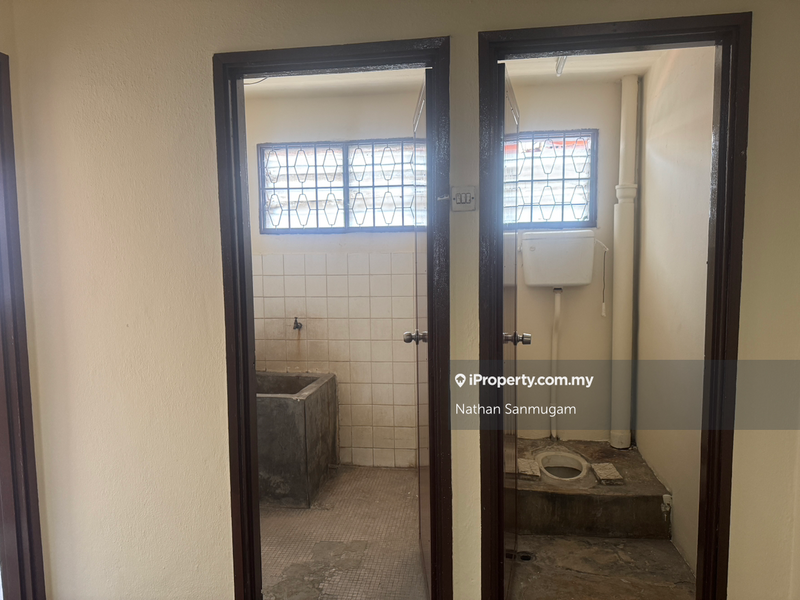 For Rent - Double Storey Shop at Jalan Matang 2, Tmn City KL