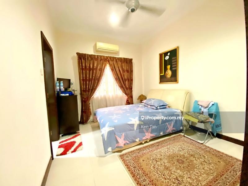 Bungalow House for Sale in Seksyen 11, Kota Damansara by Ken Tan - iProperty.com.my